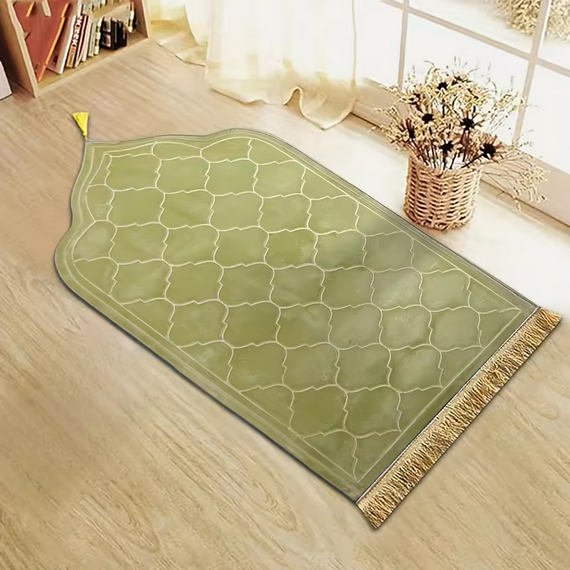 Green Comfortable Flannel Prayer Mat with Tassels 